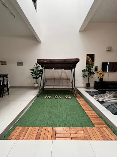Anggun Tiara common area