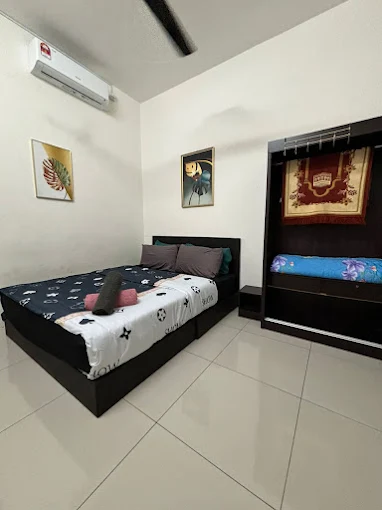 Anggun Tiara second bedroom
